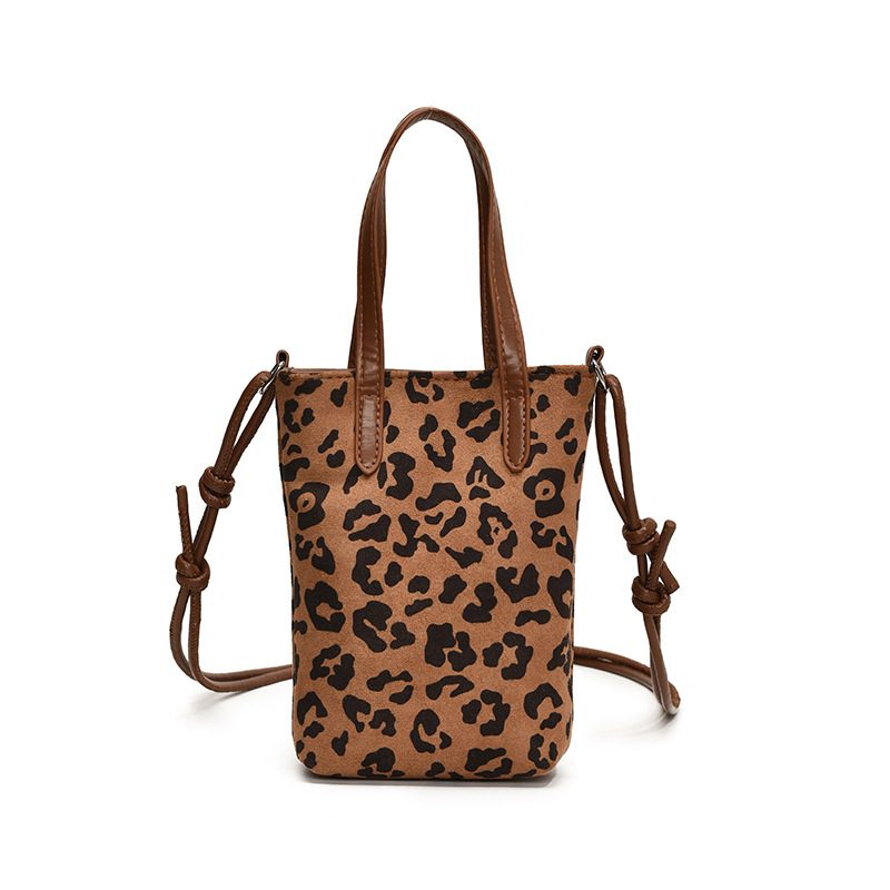 Women's Crossbody Bag Autumn And Winter Retro Leopard Print Shoulder Bag Anime New Versatile Suede Phone Bag – Leopard Print Brown