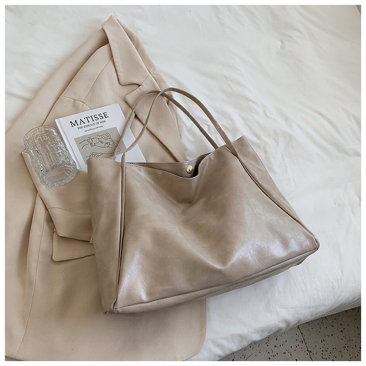 Fashion Handbag New Autumn And Winter Japanese And Korean Large Capacity Soft Leather Shoulder Bag Retro Casual Handbag – Beige