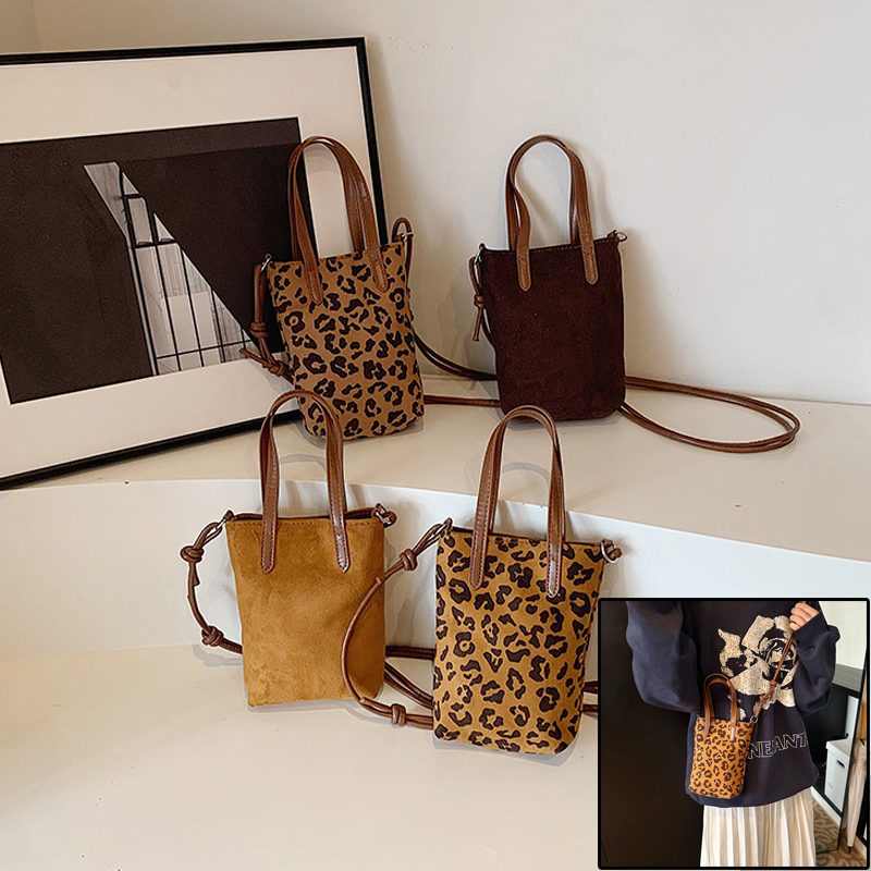 Women's Crossbody Bag Autumn And Winter Retro Leopard Print Shoulder Bag Anime New Versatile Suede Phone Bag – view 9