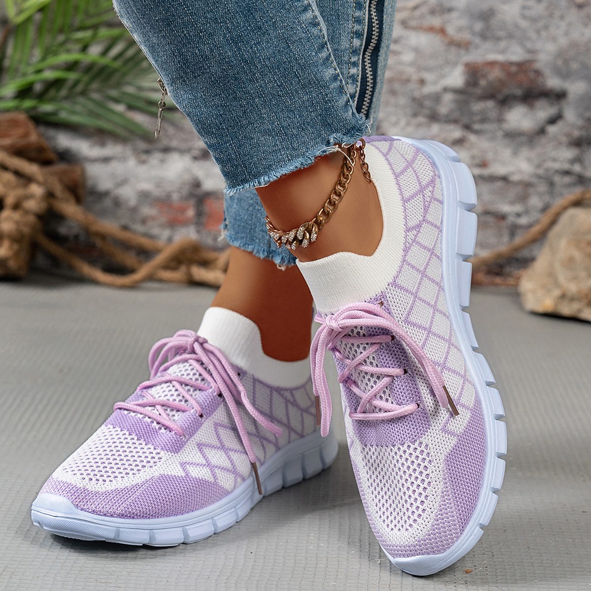 Colorblock Plaid Lace-Up Flyknit Sneakers Ins Mesh Casual Shoes Fashion Breathable Walking Running Sports Shoes For Women – Purple