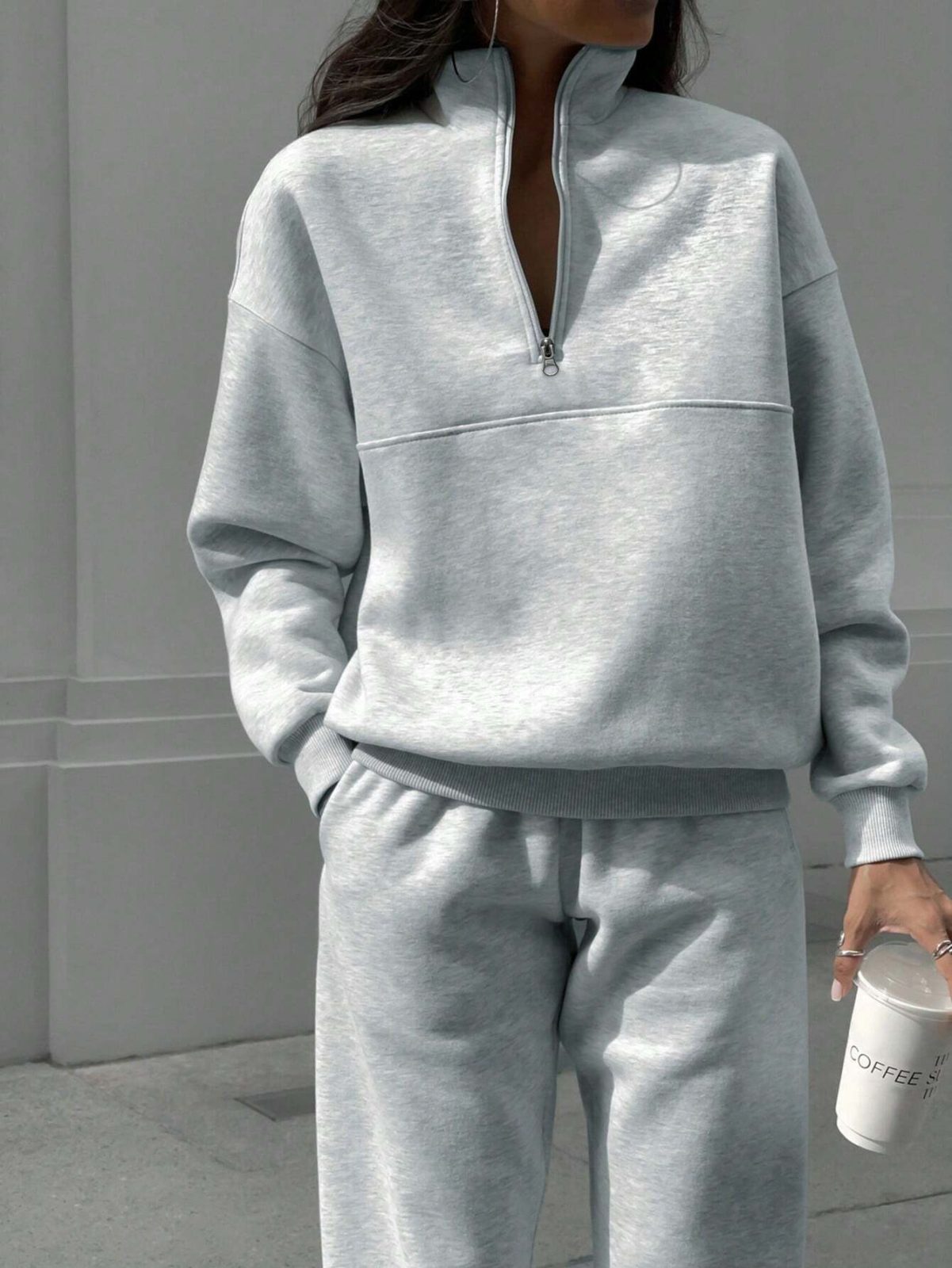 Long-sleeved Sports Sweatshirt Suit Fashion Stand-up Collar Zip-up Top And Elastic Band Trousers With Pocket Srping Fall Clothing For Women – Light Gray