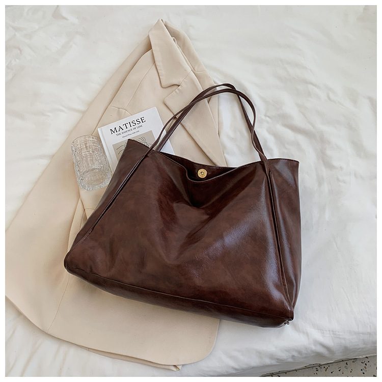 Fashion Handbag New Autumn And Winter Japanese And Korean Large Capacity Soft Leather Shoulder Bag Retro Casual Handbag – Brown