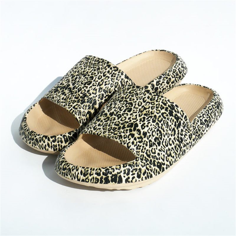 EVA Rubber Foam Soft Bottom Indoor Couple Drag – Leopard