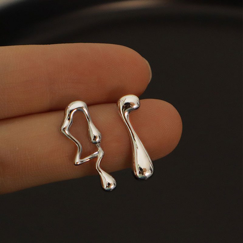Asymmetric Lava Special Interest Light Luxury Personalized Earrings – Silver