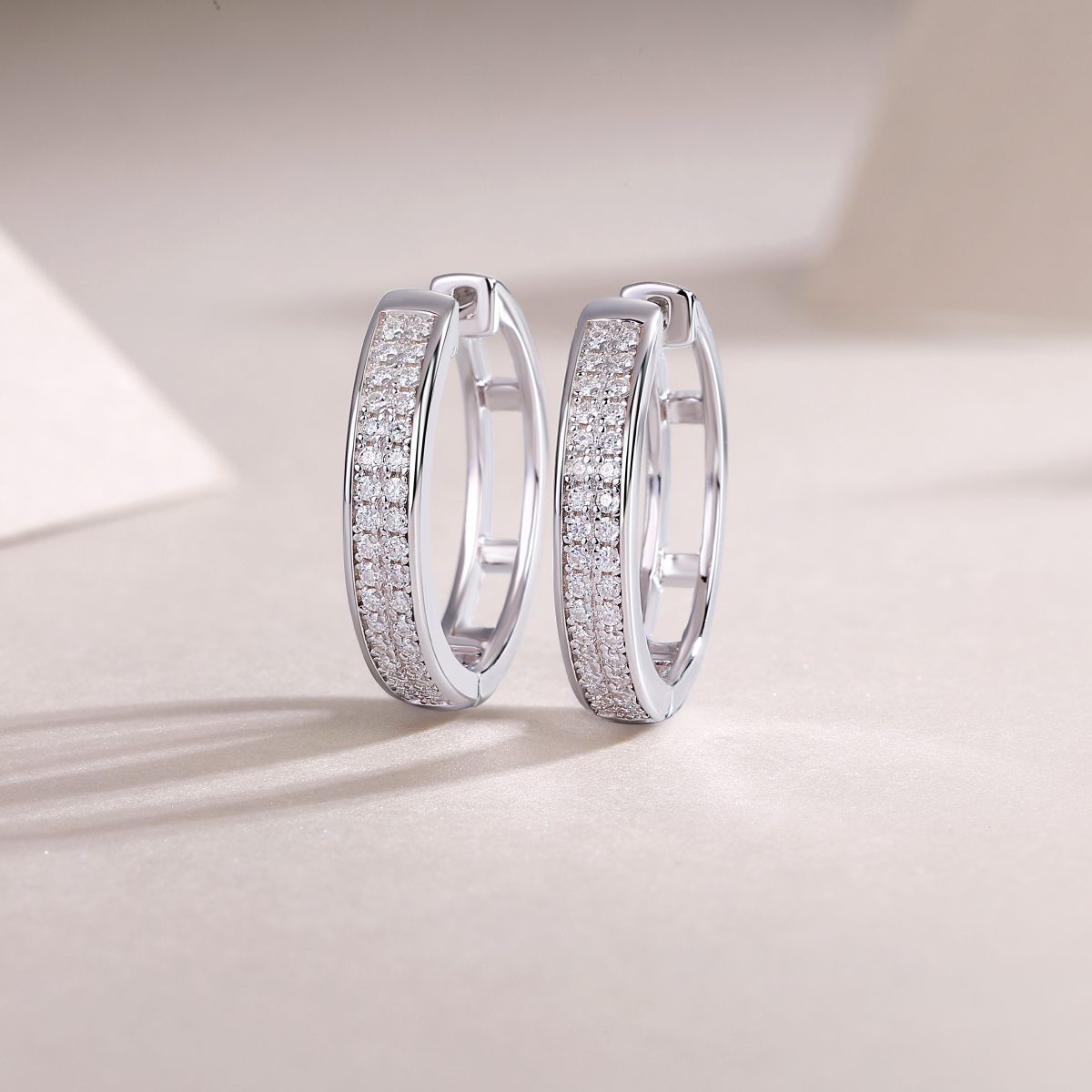 1Firefly Light - Moissanite S925 Sterling Silver Earrings With Platinum-plated Stud Earrings, Fashionable, Trendy And Affordable Diamond Jewelry Prohibit Tk Sales – A pair