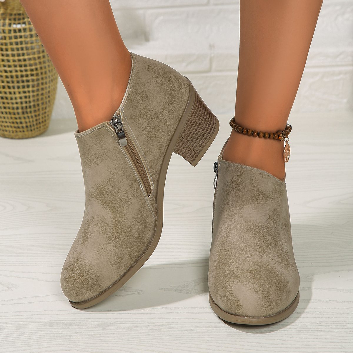 Chunky Heel Round Toe Ankle Boots With Side Zipper Design Fashion Fall Winter Short Boots For Women Shoes – Khaki