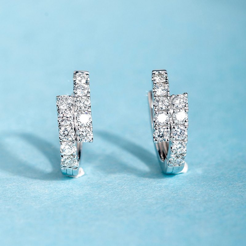 Small Diamond Ear Clip Female Light Luxury Minority Commuting Fashion Earrings Christmas Gift Wedding Jewelry – EK217 Small Diamond Ear Clip
